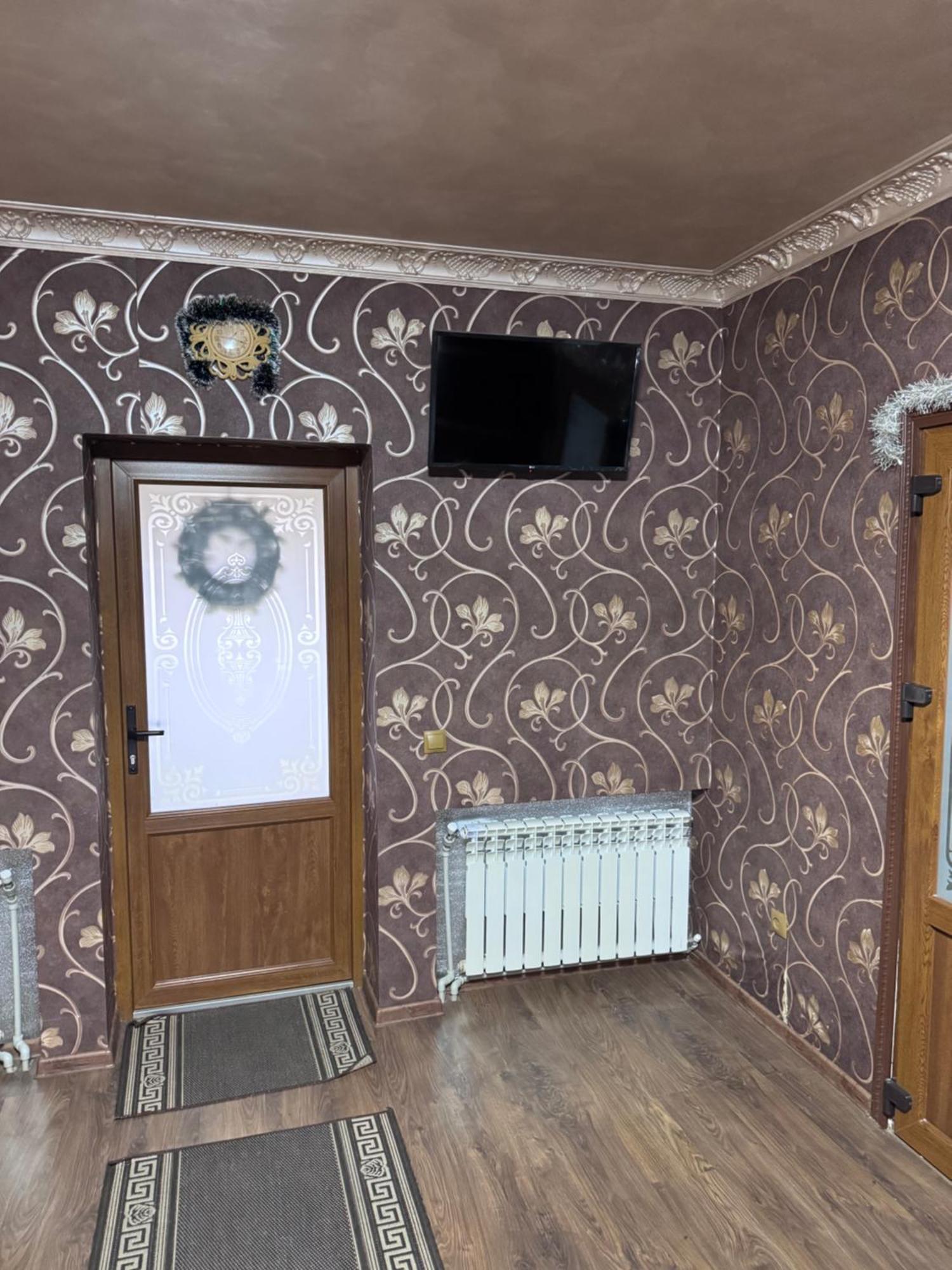 Отель Біля Озера Mukacheve Exterior photo